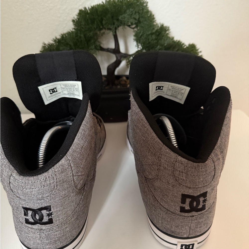 DC Men's Black and Gray High-Top Sneakers - Picture 3 of 7